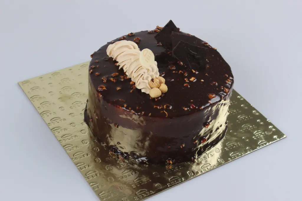Ferrero Cake